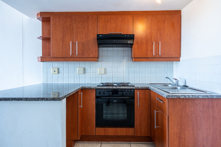 To Let 1 Bedroom Property for Rent in Muizenberg Western Cape